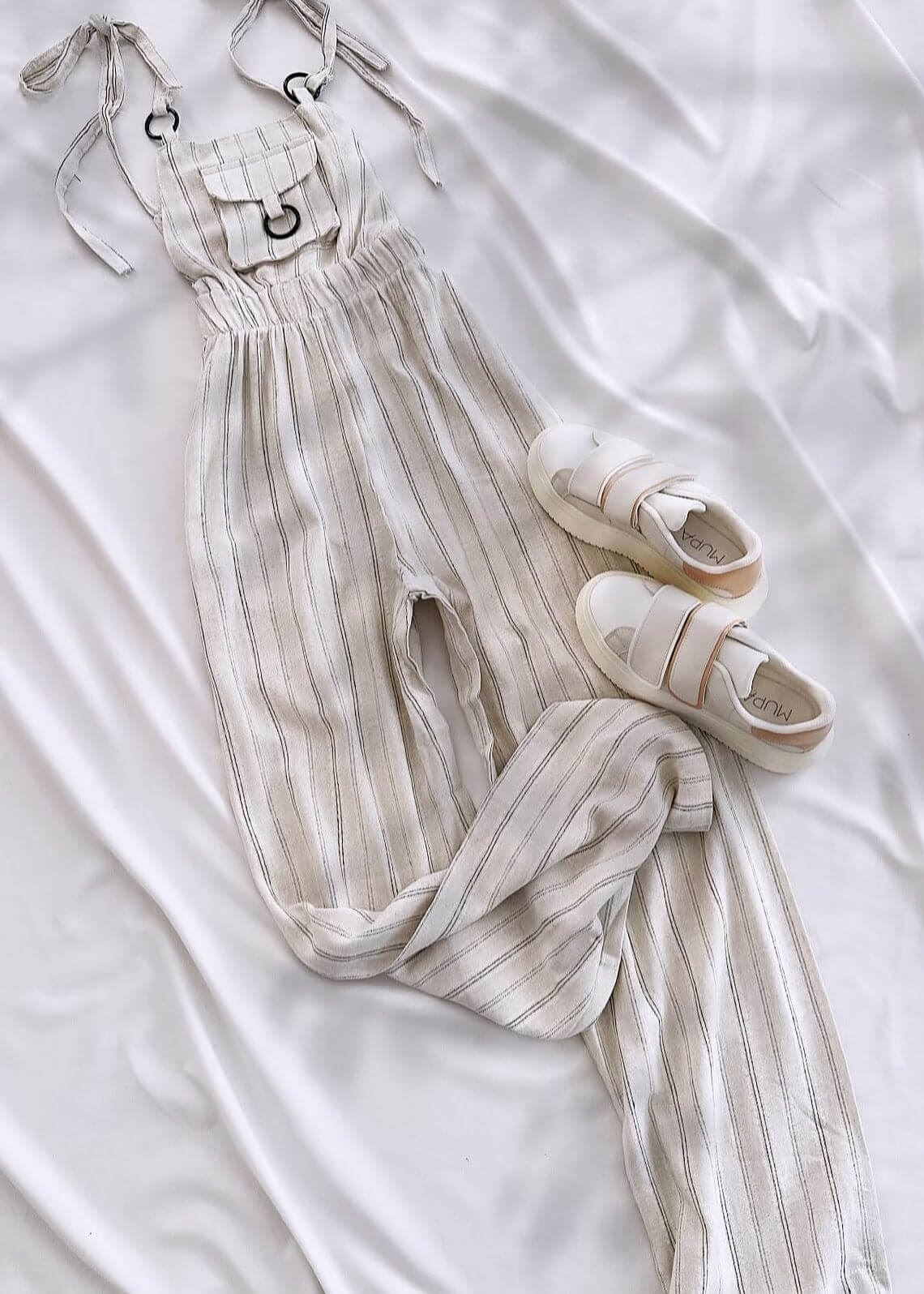 Bej Keten Çizgili Ayarlanabilir Askılı Tulum