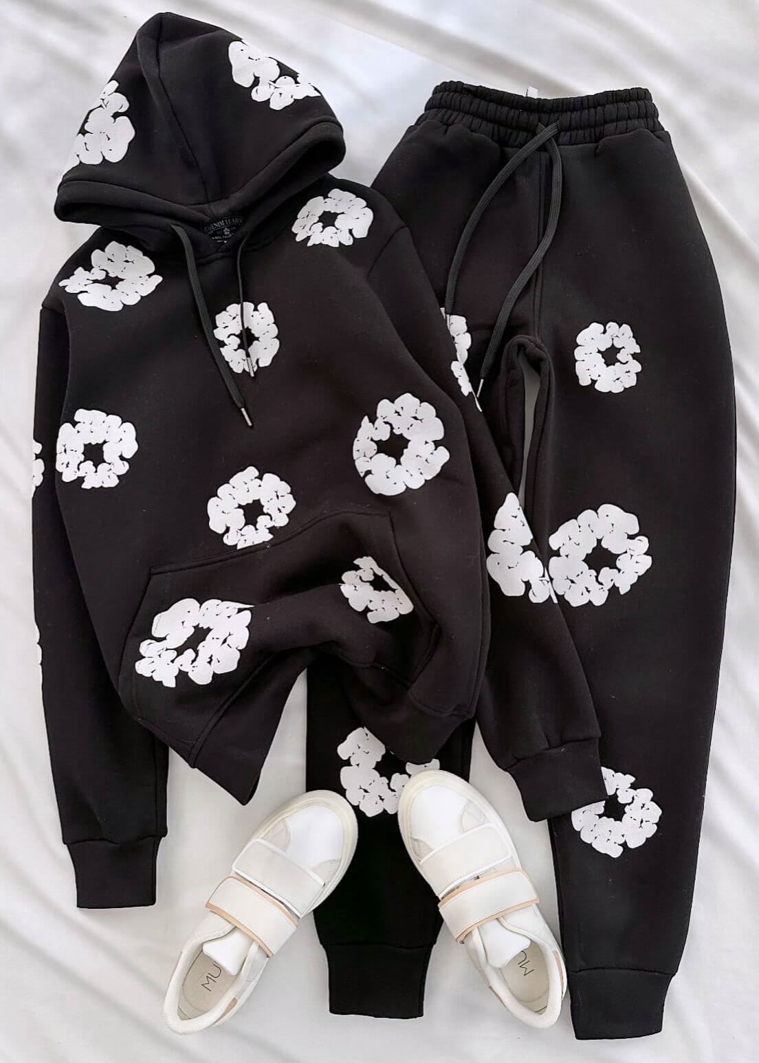 Siyah Papatya Baskı Eşofman Takımı