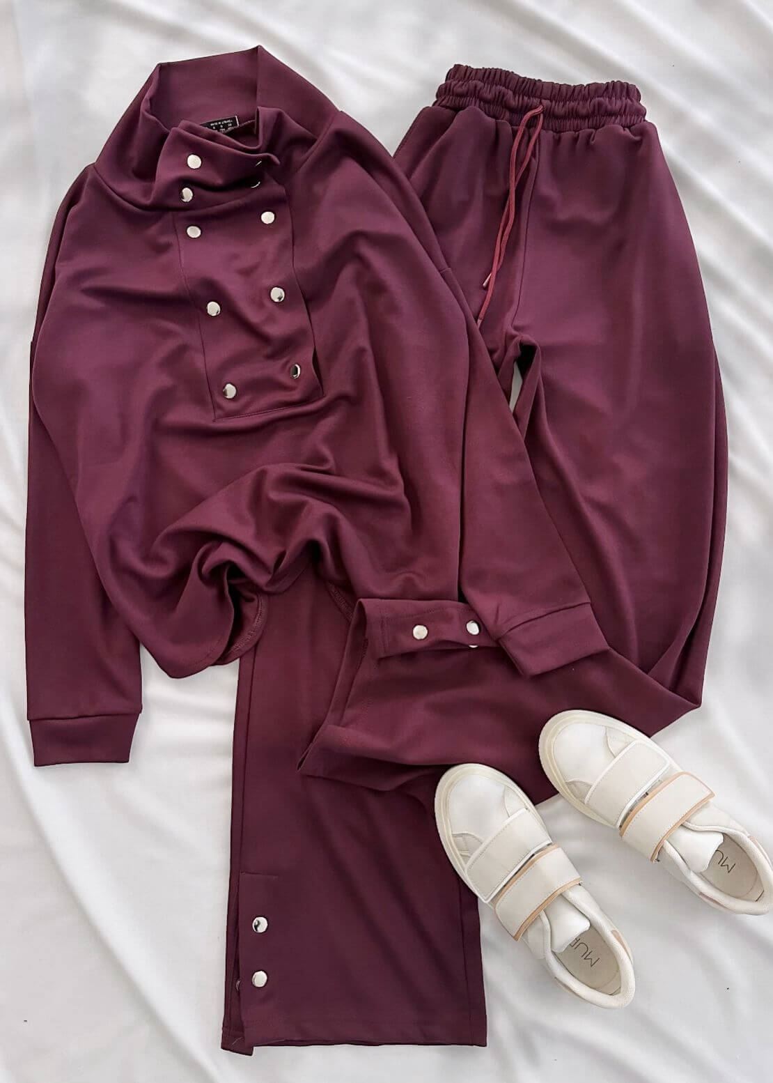 Bordo Ön Yaka Detay Modal Kumaş Takım