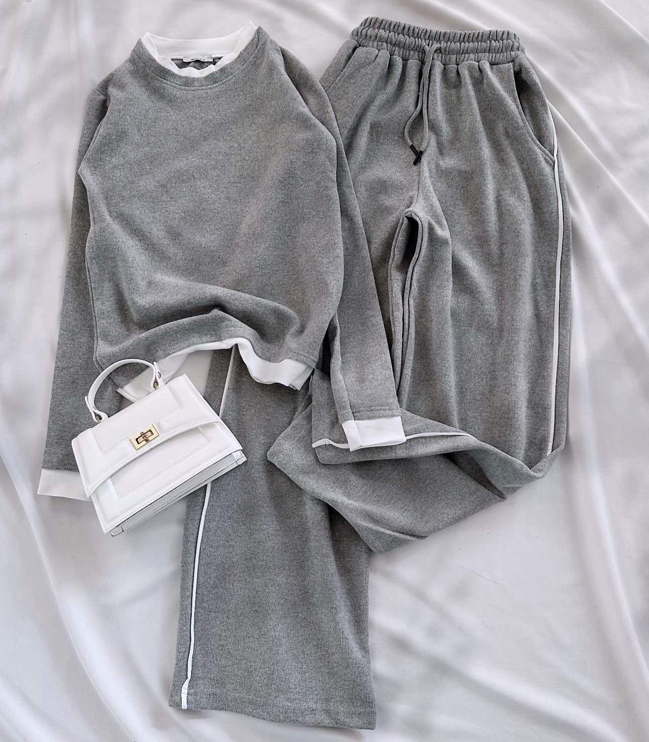 Gri Tişört Birleşik Model Eşofman Takımı