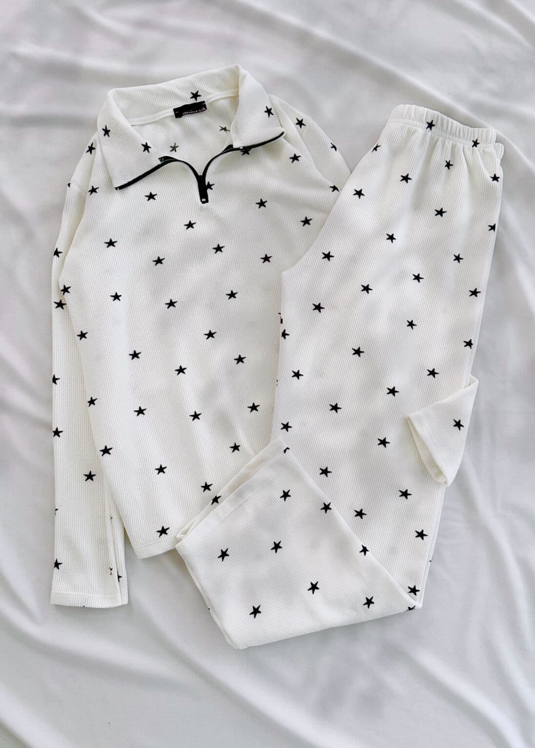 Beyaz Yıldız Desen Waffle Kumaş Pijama Takımı