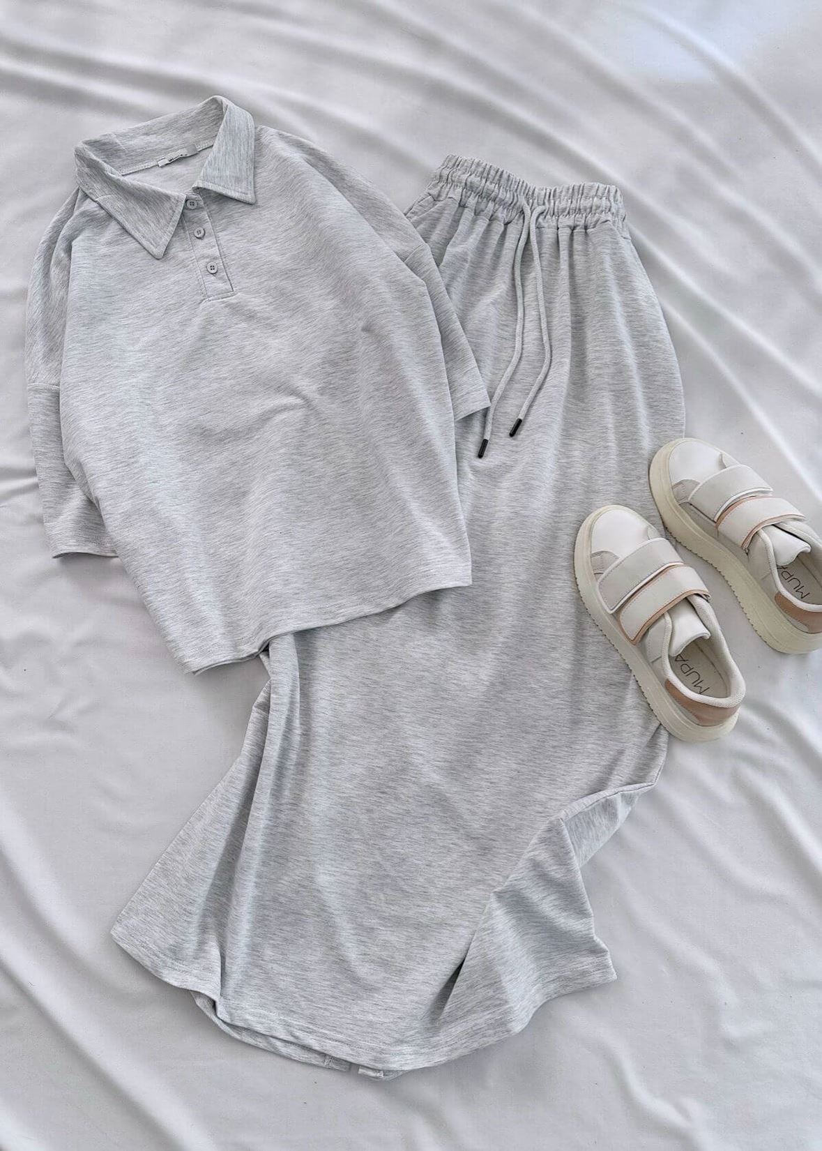 Gri Polo Yaka Detay Etek Basic Takım