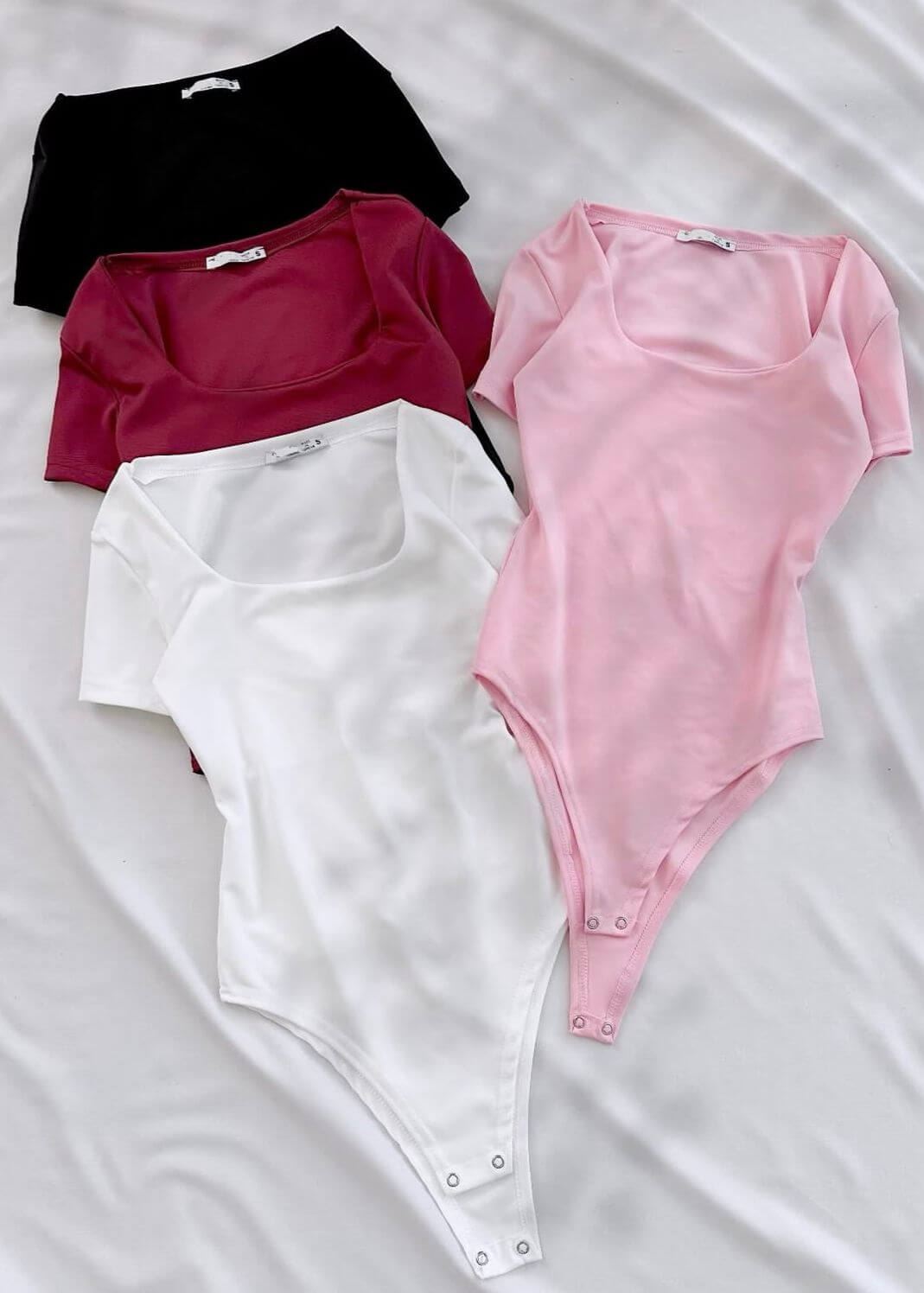 Pembe Kare Yaka Bodysuit