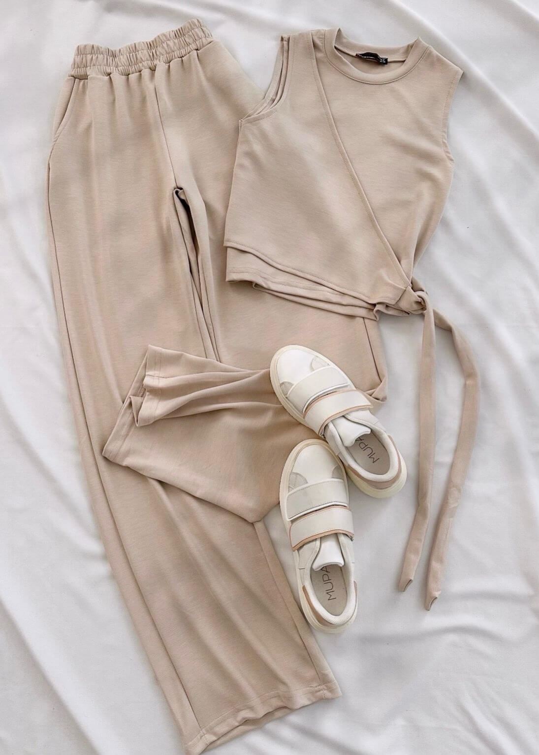 Bej Oysh Yan Bağlama Detay Atlet Takım