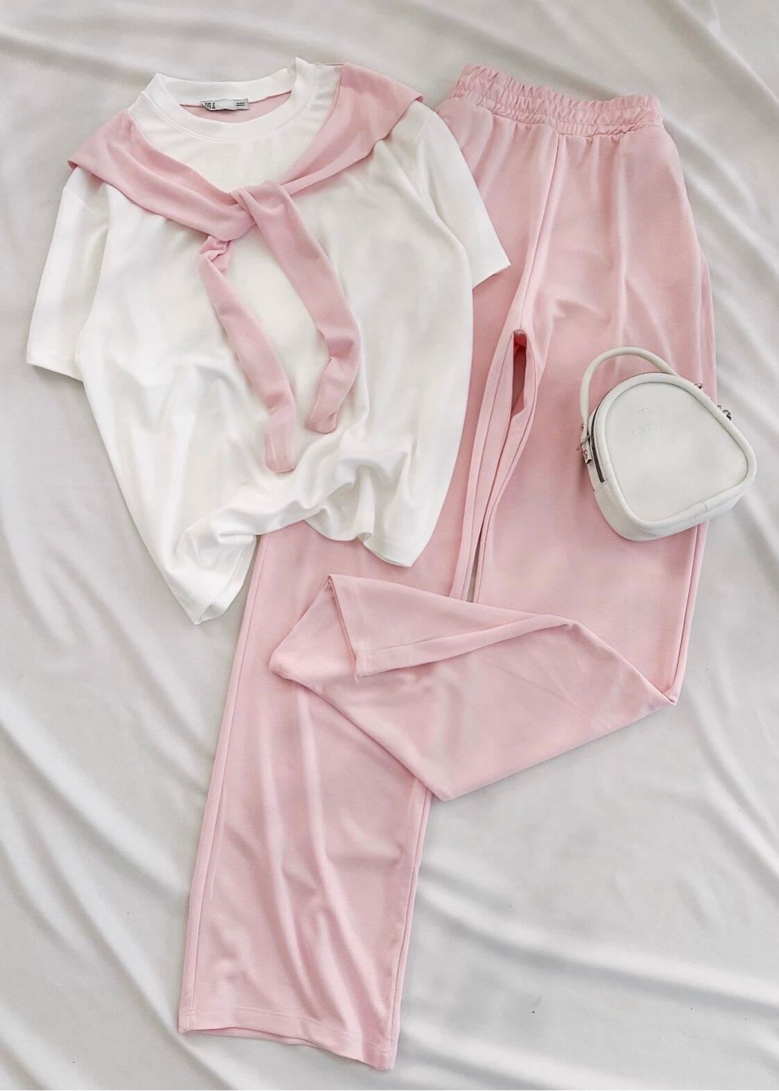 Pembe Atkı Detay Modal Takım