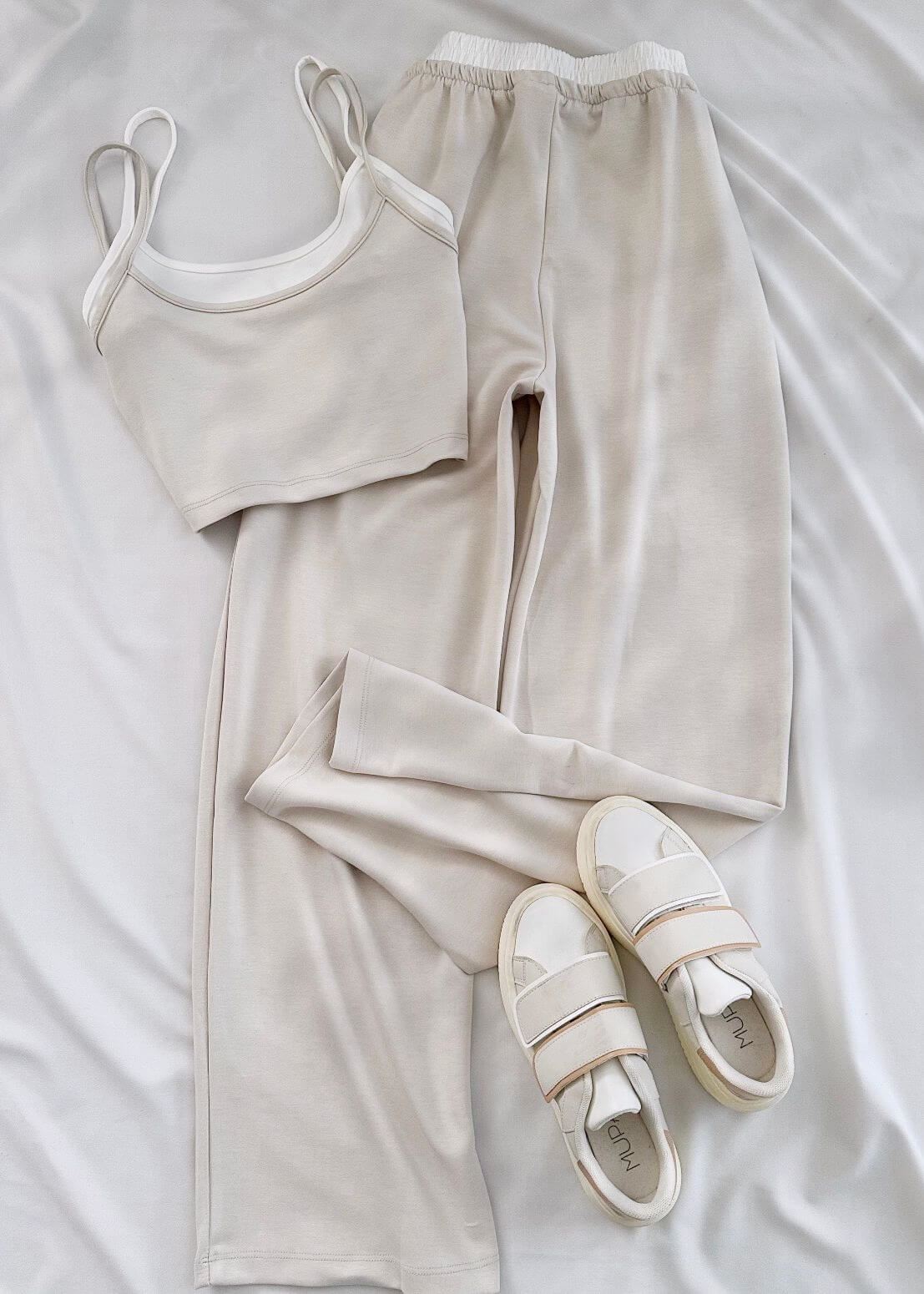 Bej Çift Crop Detay Takım