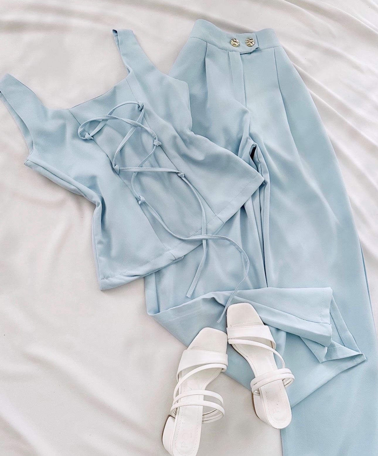 Mavi Sırt Bağlama Detay Yelek Takım