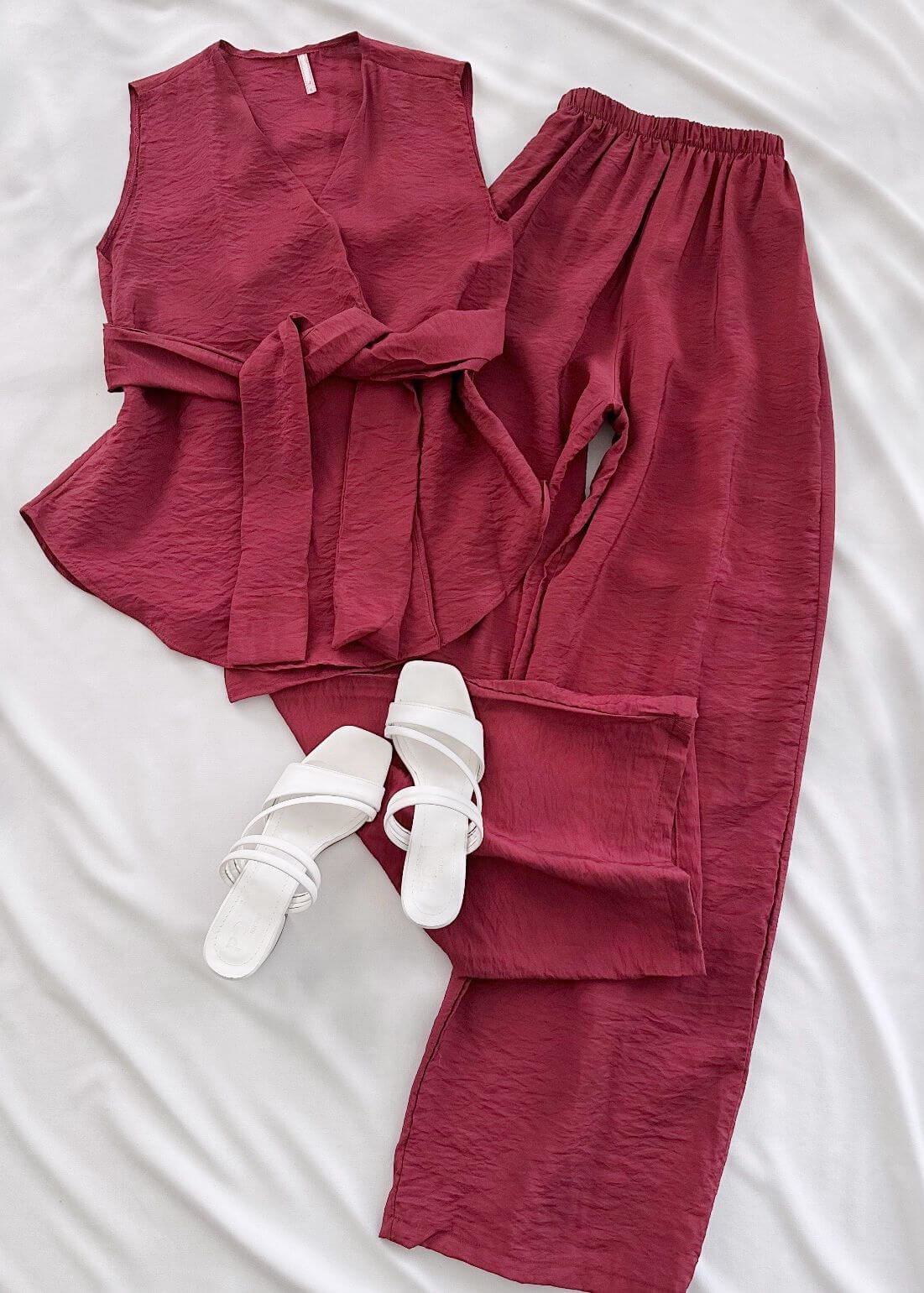 Bordo Kuşak Detay Kruvaze Takım