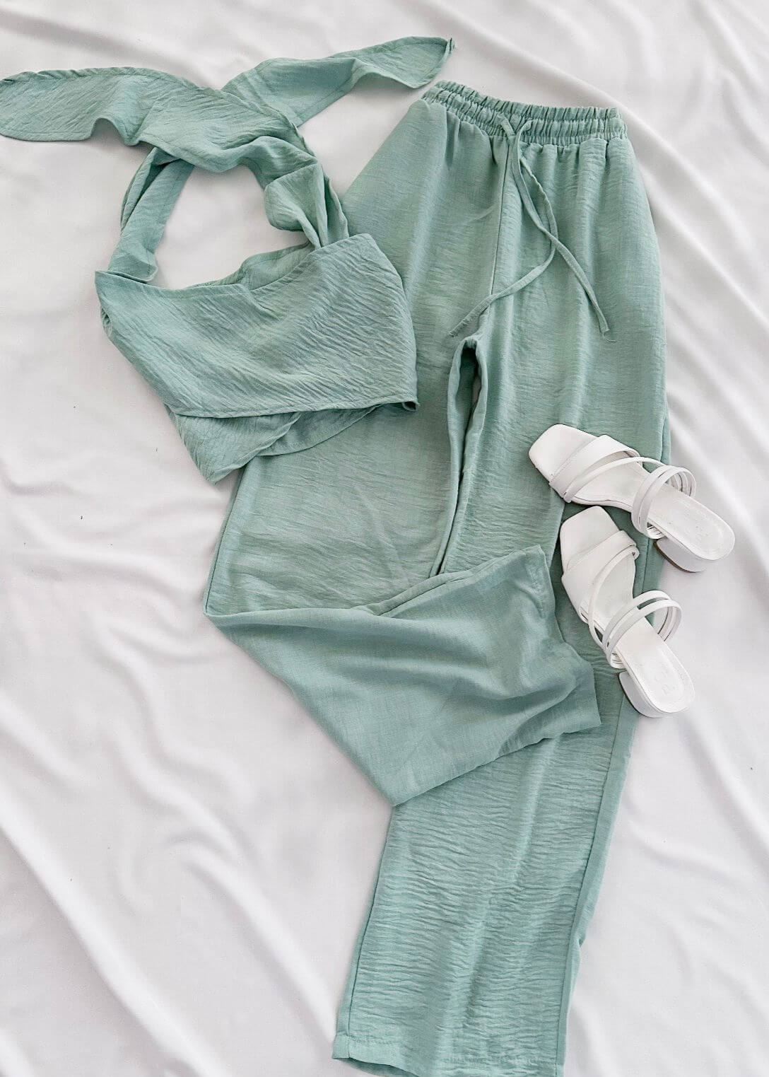 Yeşil Boyun Bağlama Dokuma Pantolon Takım