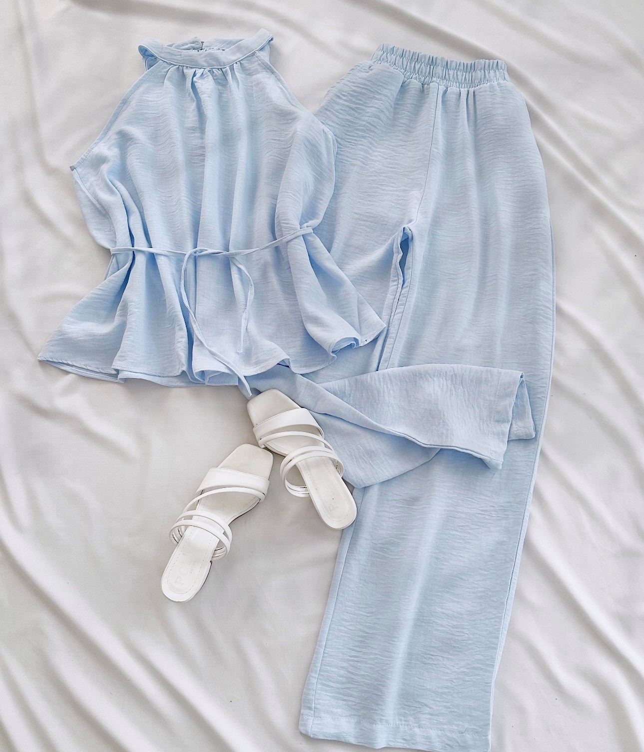 Mavi Keten Bağlamalı Takım
