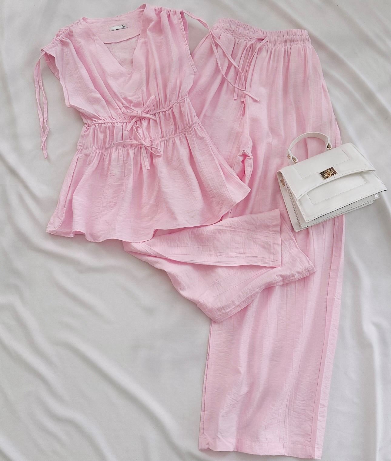 Pembe Omuz İpli Büzgülü Takım