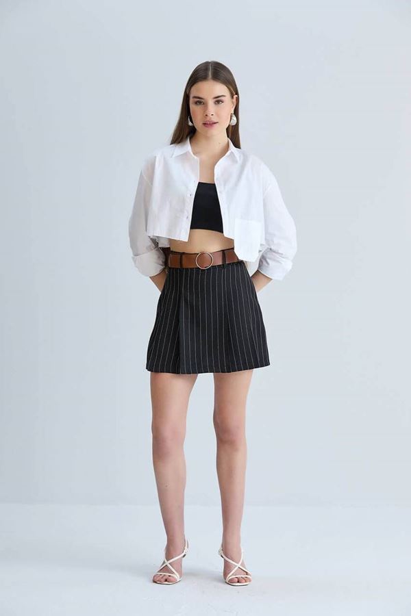 Siyah Çizgili Kemerli Şort Etek