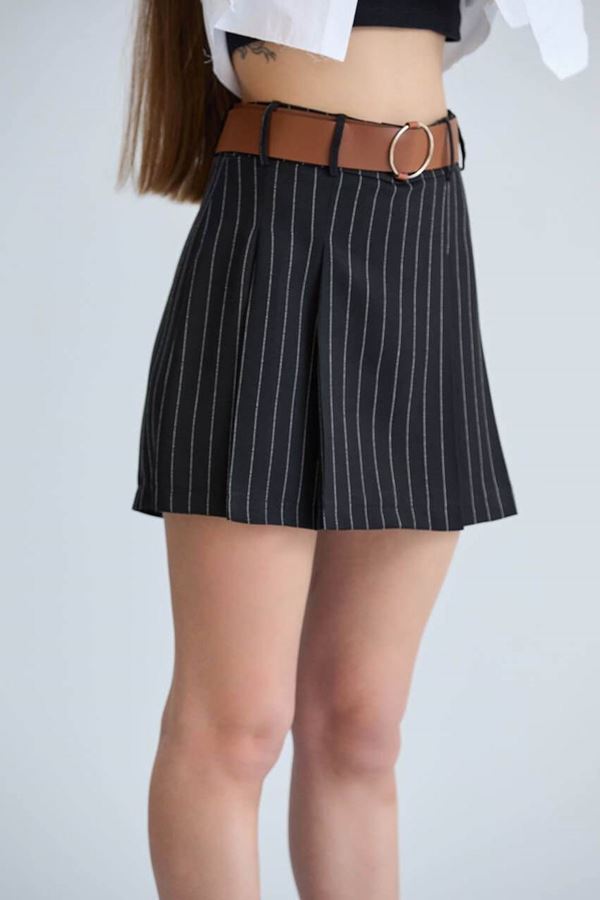 Siyah Çizgili Kemerli Şort Etek