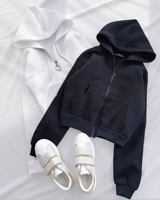 Beyaz Kapüşonlu 3 İplik Crop Ceket