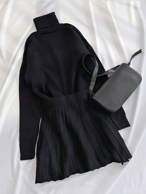 Siyah Balıkçı Yaka Çan Etek Takım