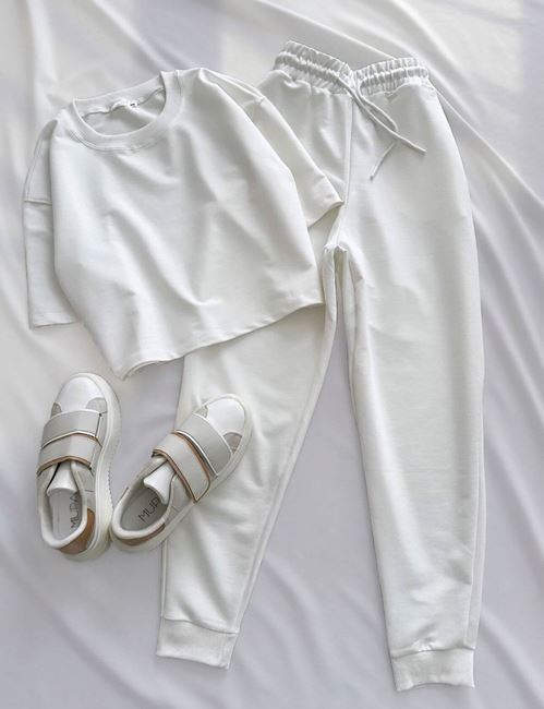 Beyaz Basic Eşofman Takımı