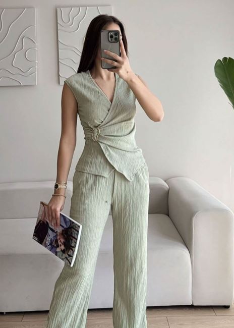 Yeşil Tokalı Bel Detay Takım