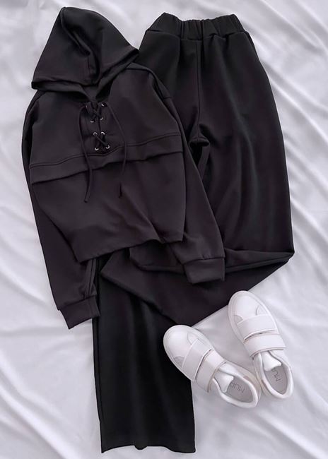 Siyah Kuş Gözü Detay Eşofman Takımı