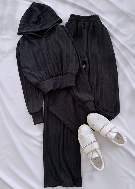 Siyah Burgu Kumaş Kapüşonlu Takım