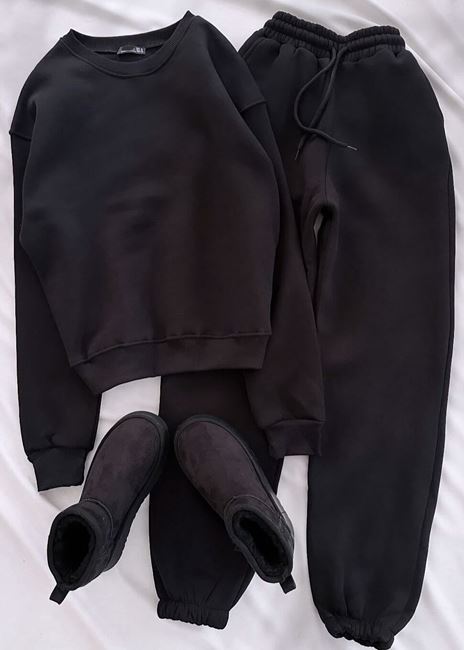 Siyah Bisiklet Yaka Eşofman Takımı