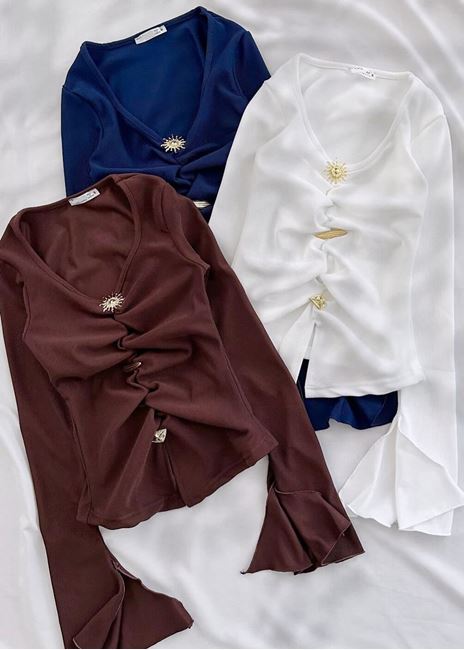 Kahverengi Düğme Detay Volan Kol Bluz