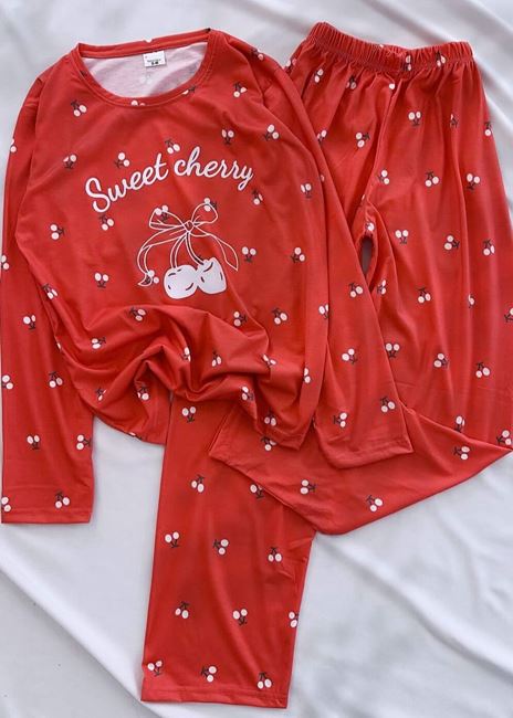 Kırmızı Kiraz Desen Pijama Takımı
