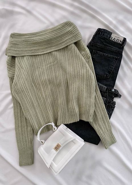 Yeşil Kayık Yaka Triko Kazak