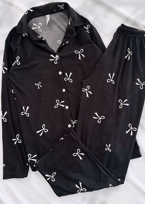 Siyah Fiyonk Desen Pijama Takımı