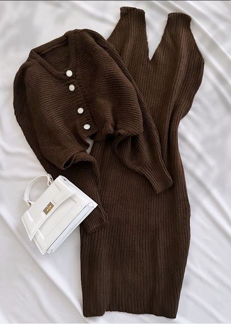 Kahverengi Düğme Detay Hırka Elbise Takım