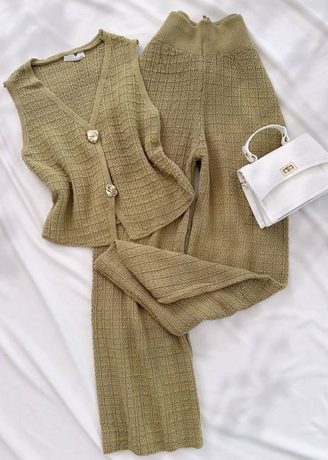 Yeşil Triko Yelek Takım