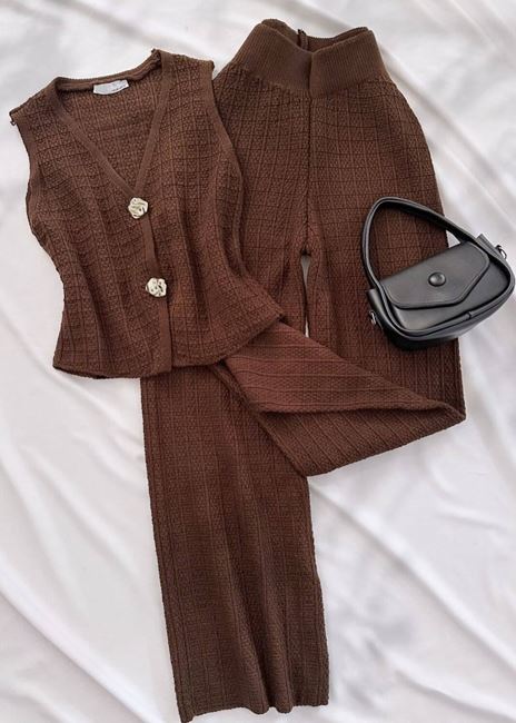 Kahverengi Triko Yelek Takım