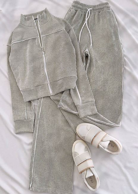 Yeşil Biyeli Su Yolu Eşofman Takımı