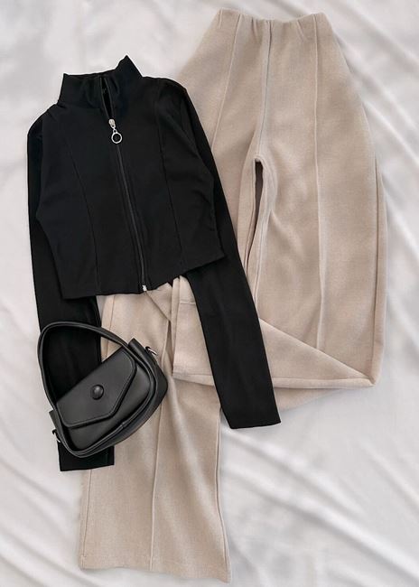 Siyah Tam Fermuar Detay Bluz