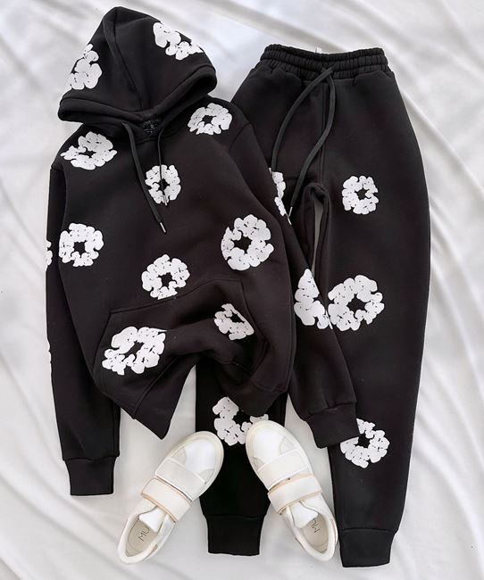 Siyah Papatya Baskı Eşofman Takımı