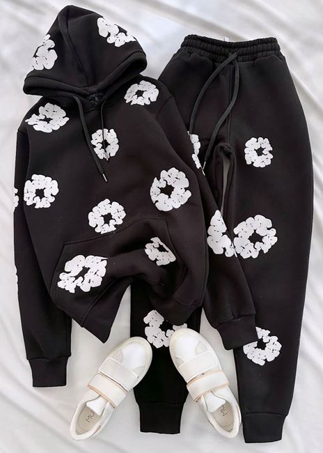 Siyah Papatya Baskı Eşofman Takımı