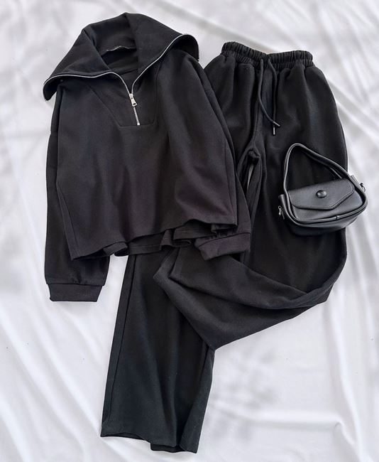 Siyah Yaka Fermuarlı Eşofman Takımı 