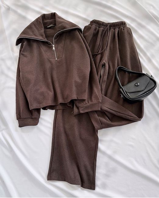 Kahverengi Yaka Fermuarlı Eşofman Takımı