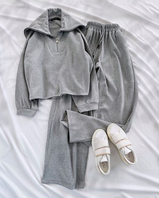 Gri Yaka Fermuarlı Eşofman Takımı