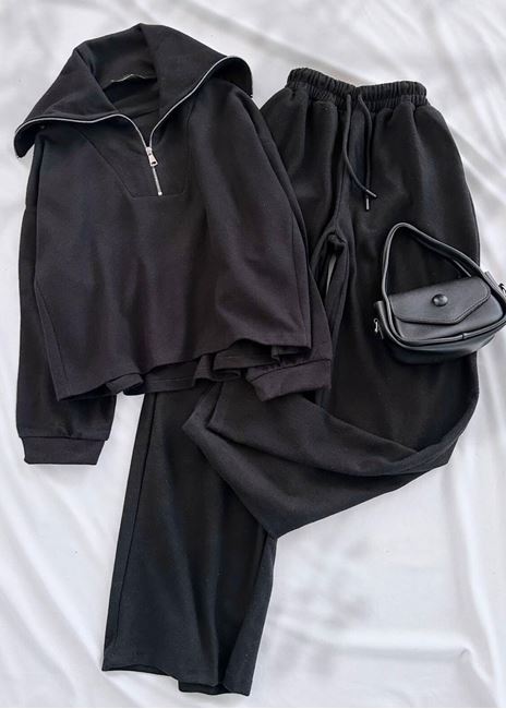 Siyah Yaka Fermuarlı Eşofman Takımı 