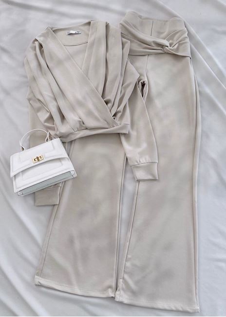 Bej Kruvaze Bluz Sandy Takım