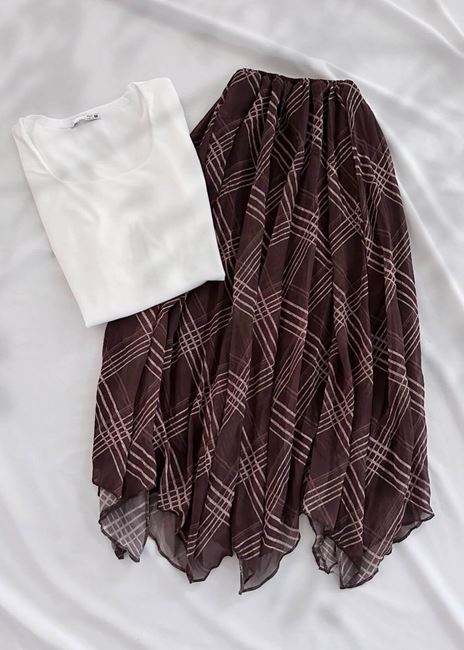 Kahverengi Desenli Şifon Asimetrik Etek