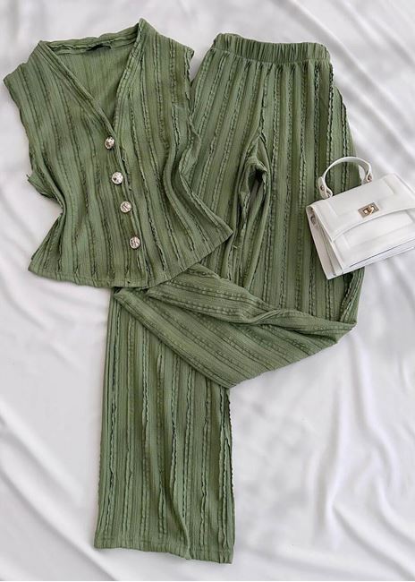 Yeşil Dokulu Yelek Pantolon Takım