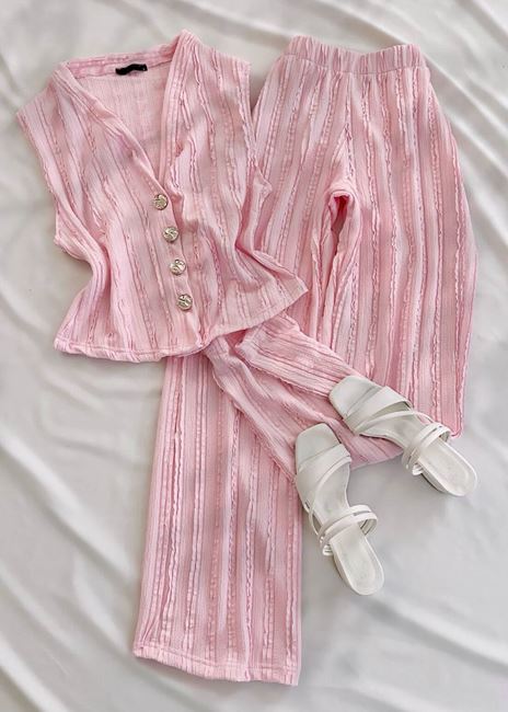 Pembe Dokulu Yelek Pantolon Takım