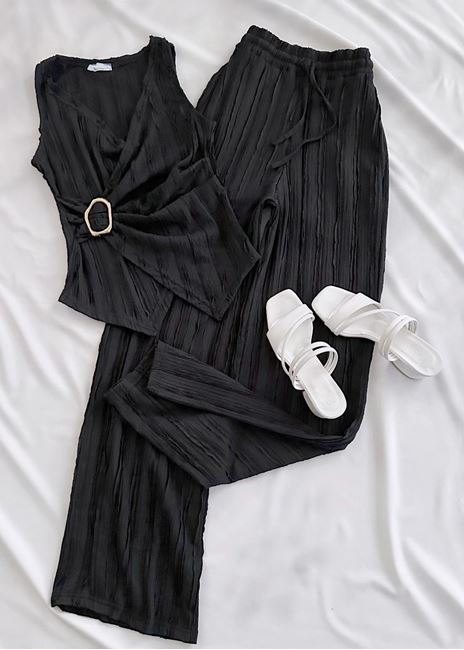 Siyah Dokulu Tokalı Bel Detay Takım