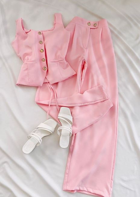 Pembe Sırt Bağlama Detay Yelek Takım