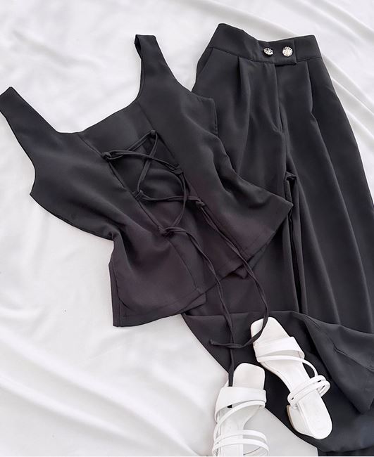 Siyah Sırt Bağlama Detay Yelek Takım