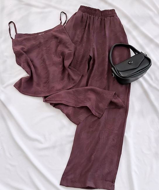Bordo Kabartma Desen Askılı Takım