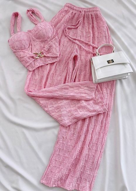 Pembe Toka Detay Desenli Pantolon Takım