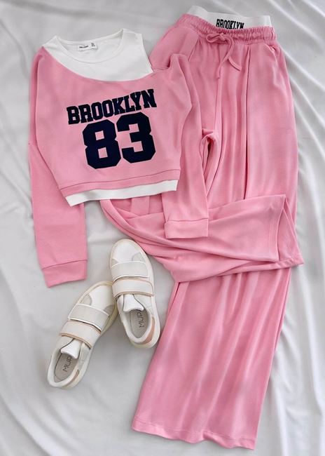 Pembe 83 Omuz Dekolte Detay Takım