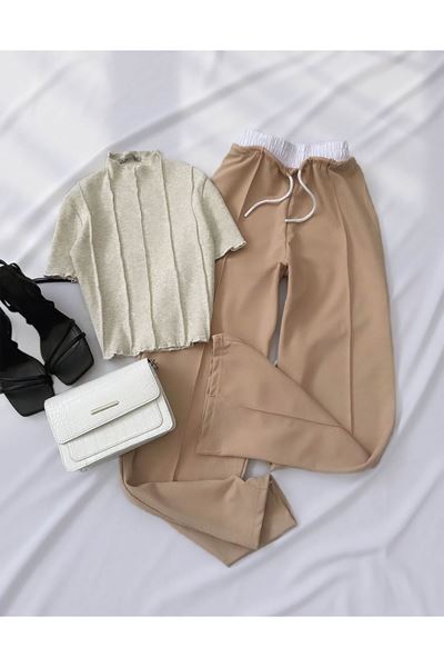 Bej Ters Dikiş Crop Bluz